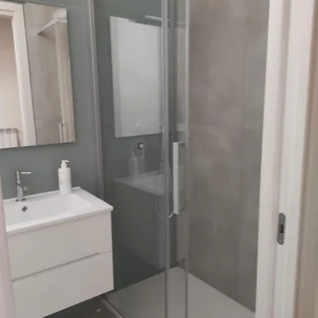 Casa Rizzo, 3 *